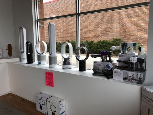 Dyson air purifiers and humidifiers galore!!