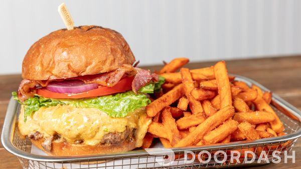 Pimento Cheese Burger