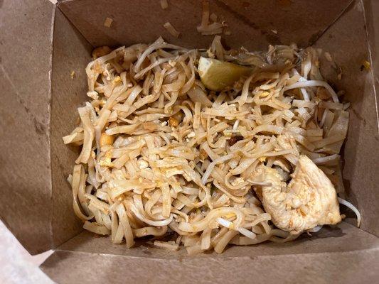 Pad Thai Noodle with chicken