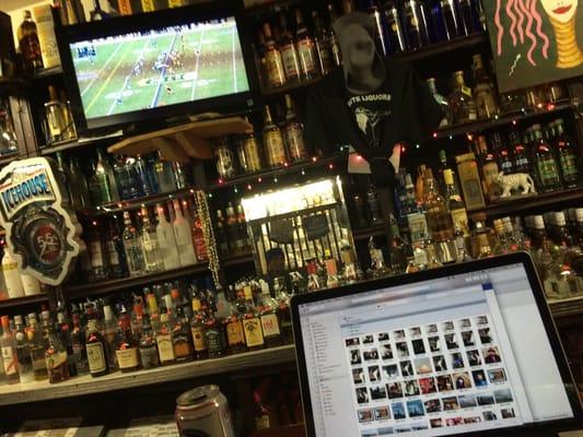 Wi-Fi - Beer and a shot - playoff game... Best Dive bar ever!