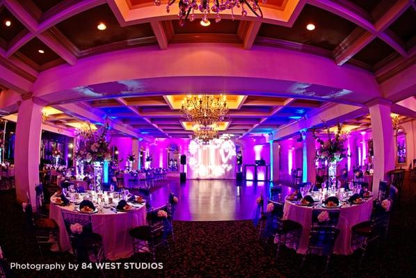 Hollywood wedding lighting and decor