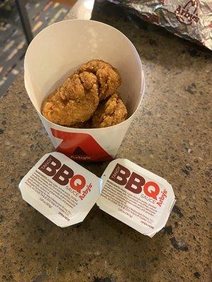 4pc Chicken Nuggets with BBQ sauce