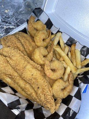 2 pc Fish and 5 Shrimp Basket