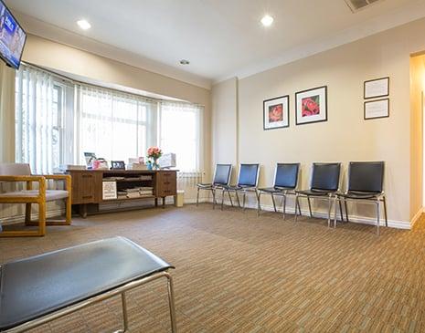 The waiting room at Dr. Joslyn Gumbs, OB-GYN's East Hollywood, CA office.