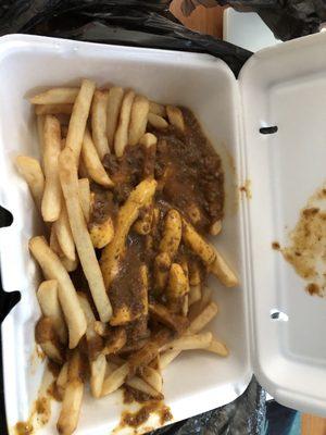 Chili cheese fries