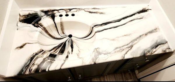 Black and white veined epoxy countertop