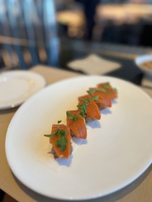 Salmon sushi