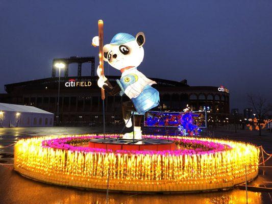 Panda playing baseball