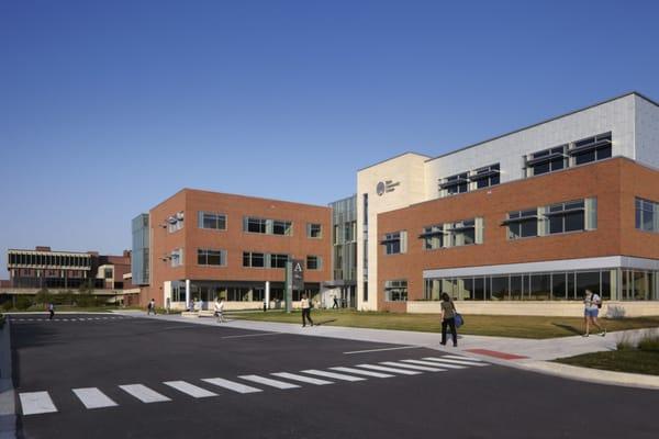 Health & Life Sciences Building at Elgin Community College