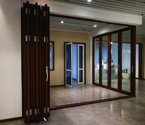 Aluminum Corner Bi-folding Door