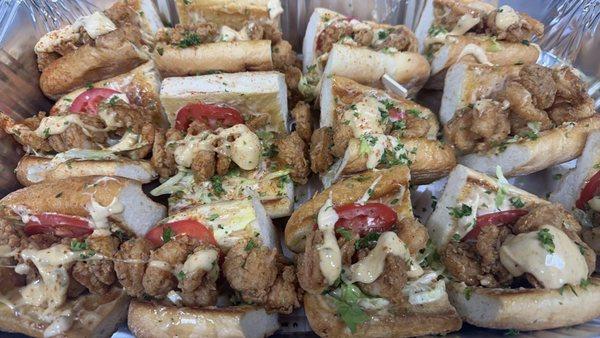 mini shrimp po boys