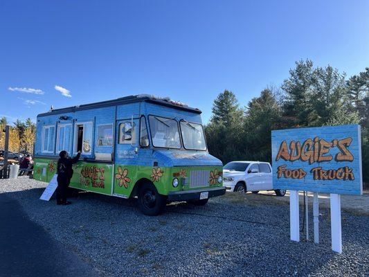 Augie's Food Truck