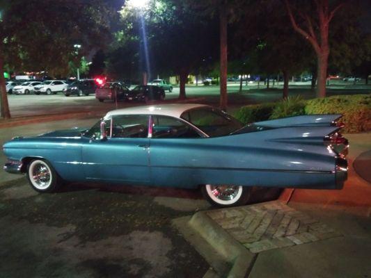 NICE CLASSIC CADILLAC I SEEN AT BONE DADDYS IN RICHARDSON TEXAS