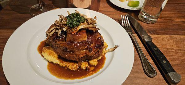 Osso Bucco w/Polenta