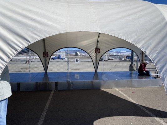 Baggage Claim at Montrose Airport - what happens when it snows? Rains? Windy?