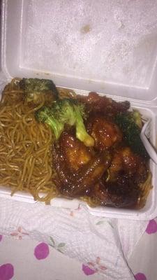 Honey chicken wings w/ plain lo mein ( there is broccoli because I stole some from my brother ;)