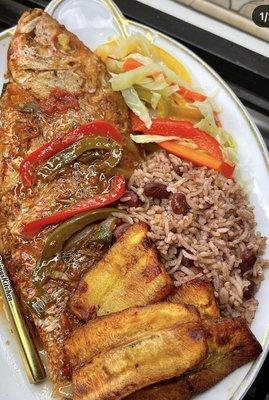 Brown stew fish