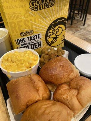 Bread, macaroni and cheese, fried okra