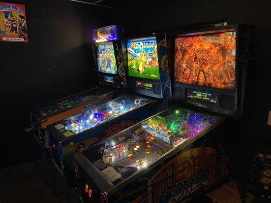 07/01/2023 Out of Order Arcade Pinball Games