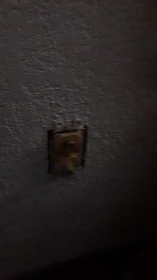 Rusty wall connection