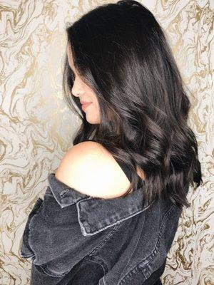 Perfect beachy waves & haircut by Jeanette!