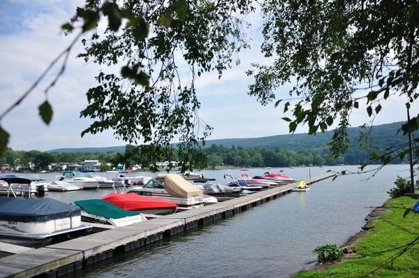 Willow Point Marina is a true full service marina offering 150 slips with summer and winter storage, gas dock and mechanic