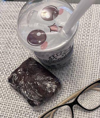 Brownie and Taro milk tea with boba