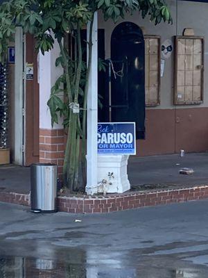 Studio City Hand Car Wash wants you to vote for a fascist Republican billionaire who hates women's bodily autonomy