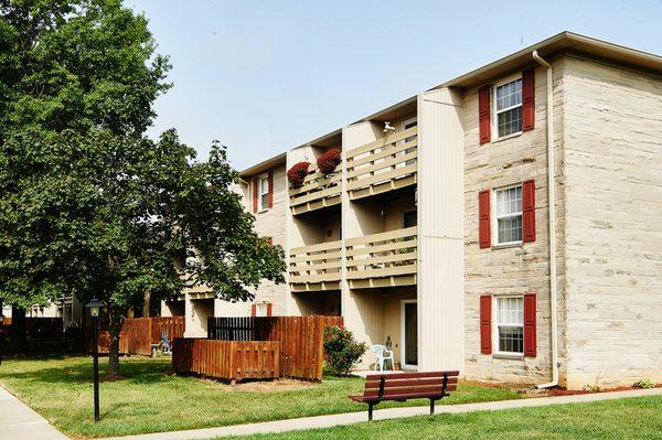 Cambridge Square Apartments of Bedford