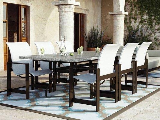 Save BIG on 2016 in-stock patio furniture!