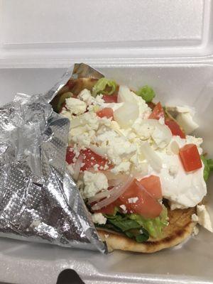 Chicken gyro xtra tzatziki