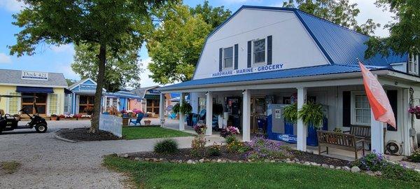 Front view of Island Hardware & Market