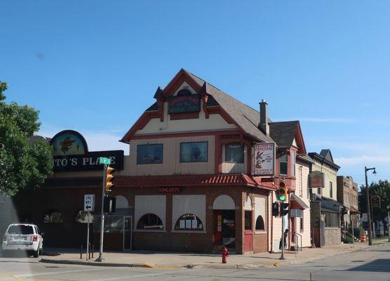 Corner storefront