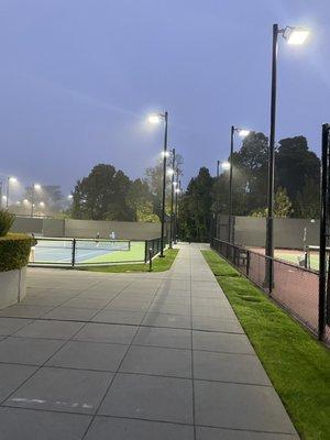 Tennis court park