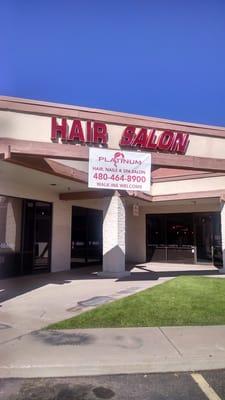 Exterior of Platinum Salon in Mesa Az