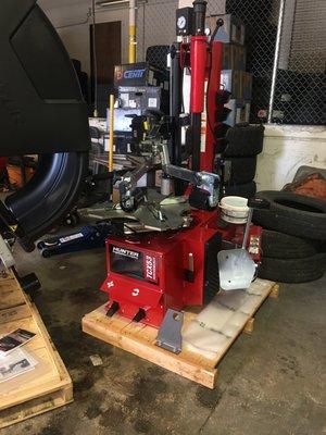 New tire machine being added to our expanding fleet