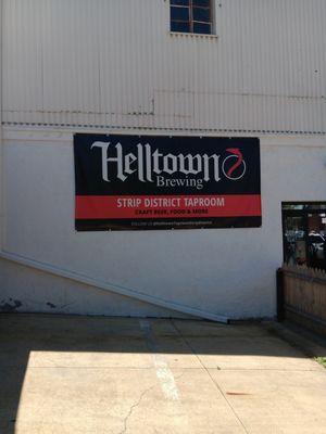 Helltown Brewing come for a hot dog  & cold beer  
1700 Penn Ave 12-5 today