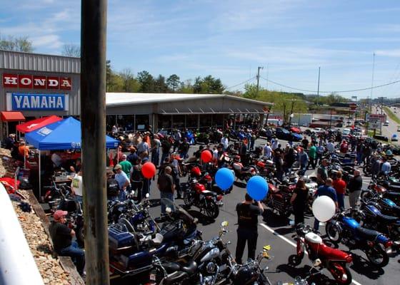 Vintage Motorcycle Show at HYK