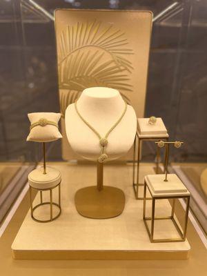 Modern elegant 21K Dubai Gold set