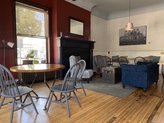 Beautiful space with tons of natural light and windows! Great place to sit and watch Main St.