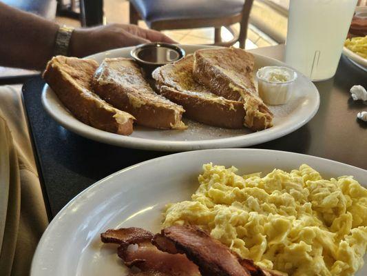 Bacon and eggs French toast