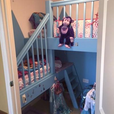 This is the finished custom bunk bed.  With a "Frozen" theme, these little girls are going to feel like princesses with their...