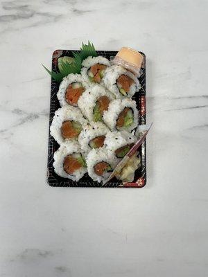 Salmon roll 10pc $7.99