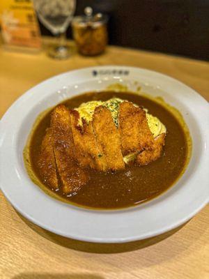 Omelet Curry and Chicken Cutlet