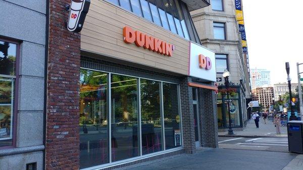 Dunkin at 127 Tremont St