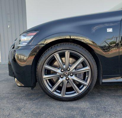 Lexus wheels powder coated Anthracite.