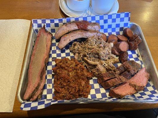 Small Sample Plate. Chopped Beef, sausage, pulled pork, brisket, tri-tip, ribs.