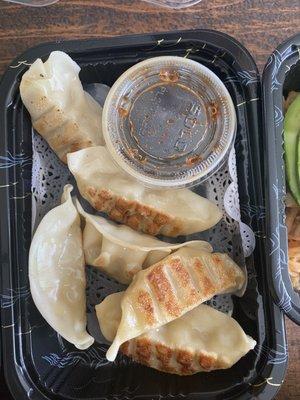 Gyoza (pork dumplings)