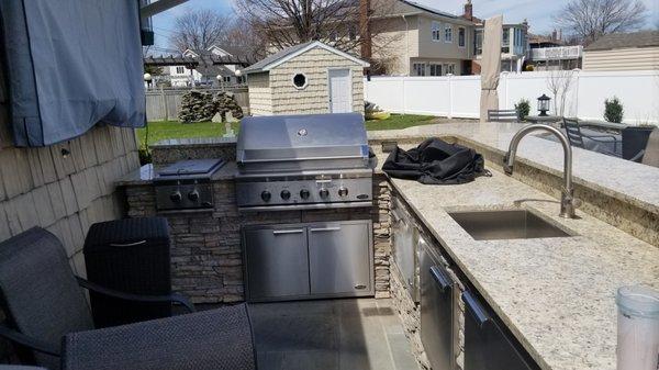 Outdoor Natural Gas Kitchen