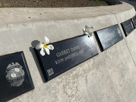 Plaque for Garret Davis at the law enforcement memorial.